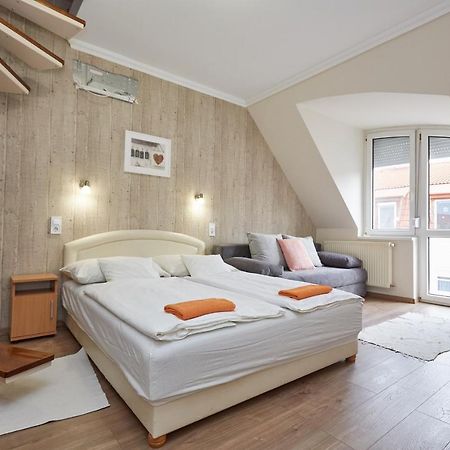 Zoli Apartmanok -Nori Koelcsey 32 Hajduszoboszlo Ngoại thất bức ảnh