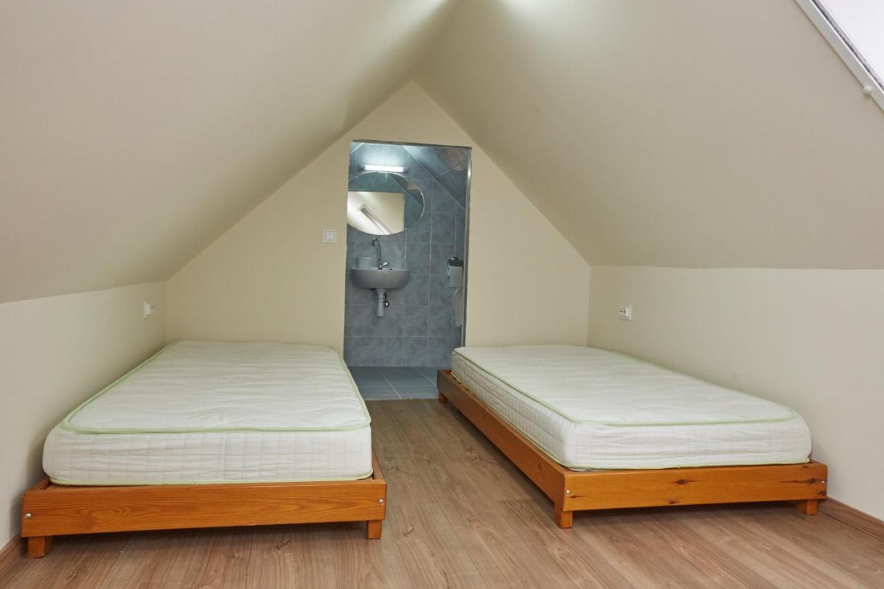 Zoli Apartmanok -Nori Koelcsey 32 Hajduszoboszlo Ngoại thất bức ảnh